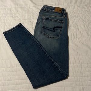 Size 10 Regular women American Eagle stretch jeans